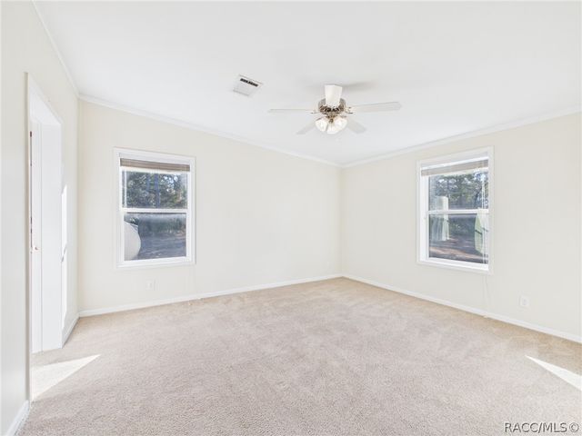 8252 N Elmtree Avenue, Crystal River, FL 34428