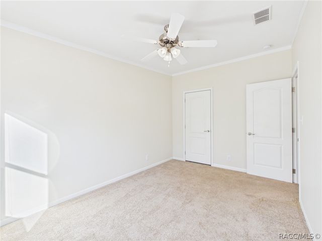 8252 N Elmtree Avenue, Crystal River, FL 34428