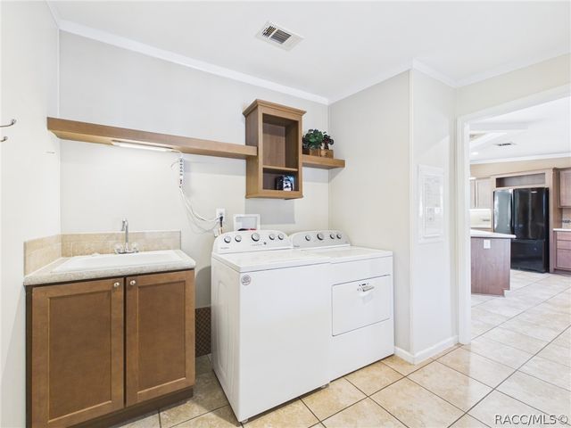 8252 N Elmtree Avenue, Crystal River, FL 34428