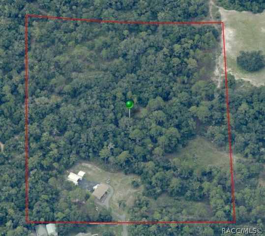 8252 N Elmtree Avenue, Crystal River, FL 34428