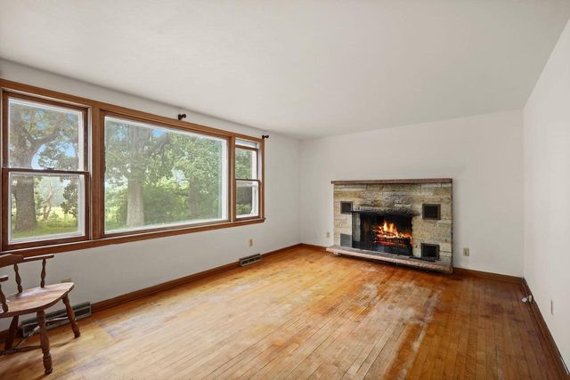 4364 Vilas Road, Cottage Grove, WI 53527