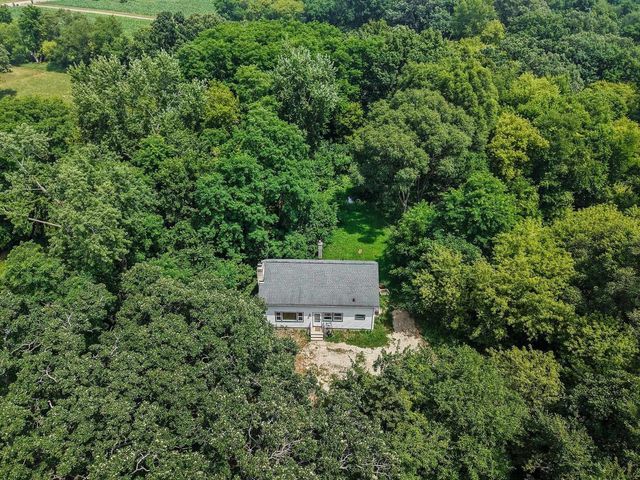 4364 Vilas Road, Cottage Grove, WI 53527
