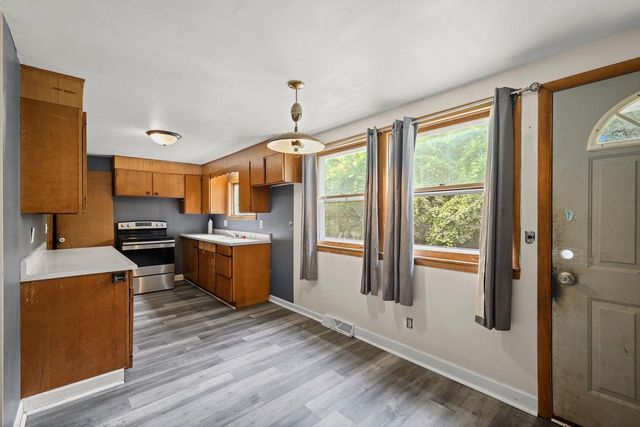 4364 Vilas Road, Cottage Grove, WI 53527