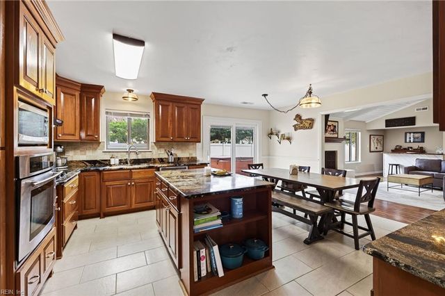 1008 Timber CT, Virginia Beach, VA 23454