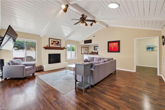 1008 Timber CT, Virginia Beach, VA 23454