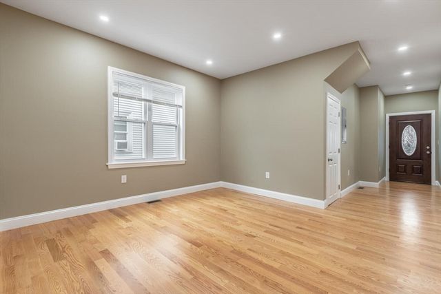 285 Charles St 1, Malden, MA 02148