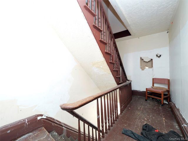 170 Chambers Street, Newburgh, NY 12550