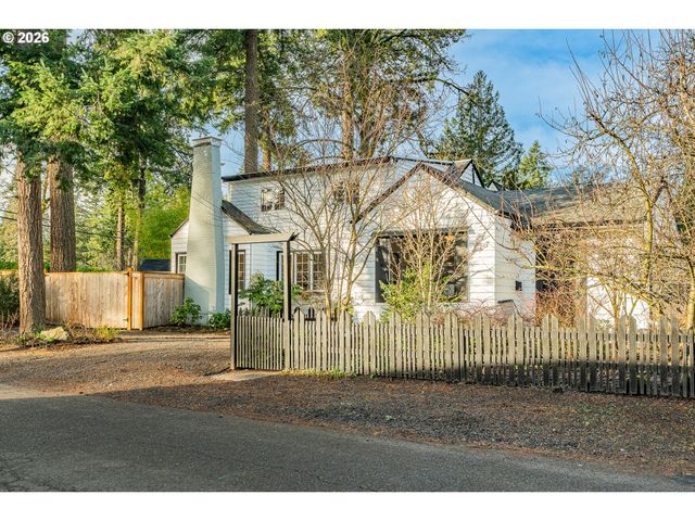 16510 MAPLE Cir, Lake Oswego, OR 97034