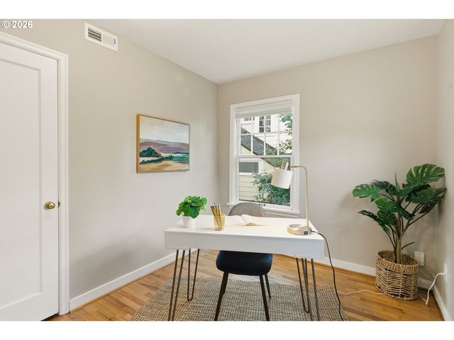 16510 MAPLE Cir, Lake Oswego, OR 97034