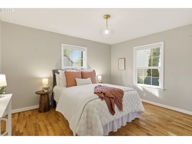 16510 MAPLE Cir, Lake Oswego, OR 97034