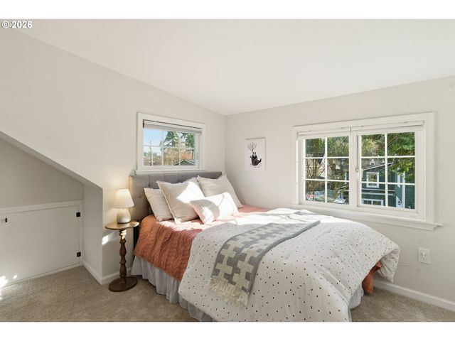 16510 MAPLE Cir, Lake Oswego, OR 97034