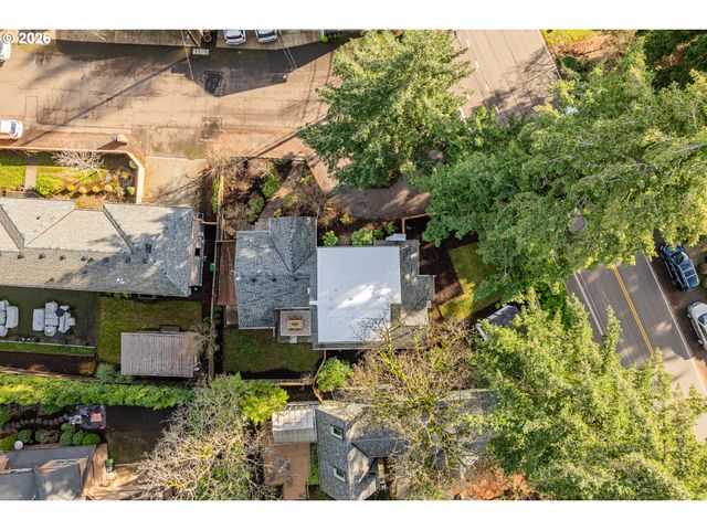 16510 MAPLE Cir, Lake Oswego, OR 97034