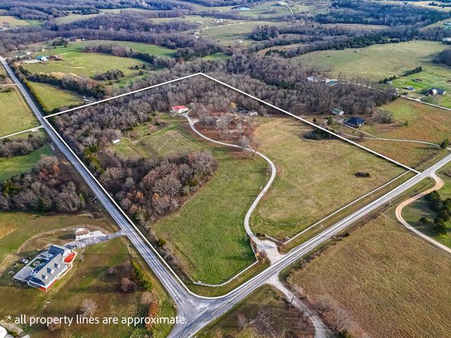 1236 State Road Aa, Fair Grove, MO 65648