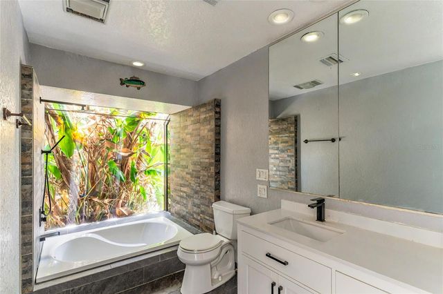 3225 ROSERY ROAD NE, Largo, FL 33771