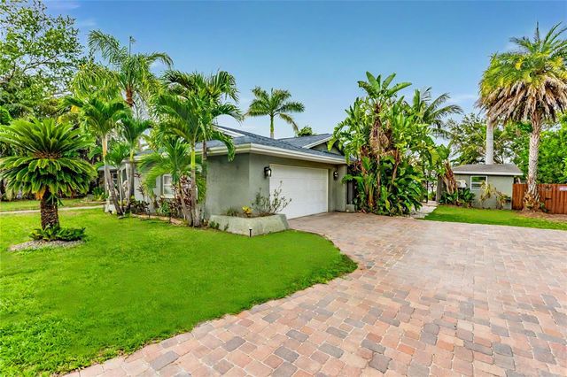 3225 ROSERY ROAD NE, Largo, FL 33771
