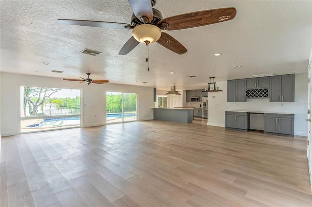 3225 ROSERY ROAD NE, Largo, FL 33771