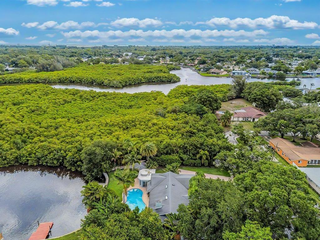 3225 ROSERY ROAD NE, Largo, FL 33771