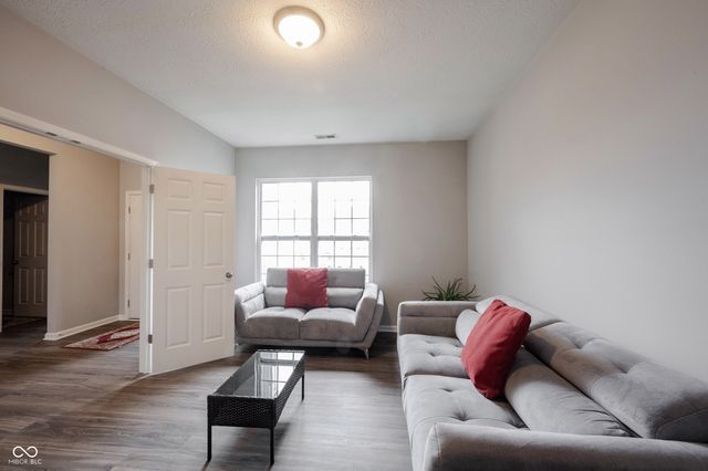 11382 Wicker Lane, Noblesville, IN 46060