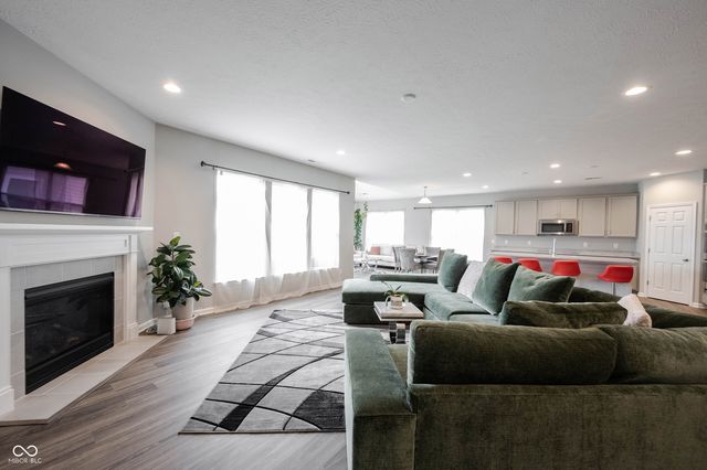 11382 Wicker Lane, Noblesville, IN 46060