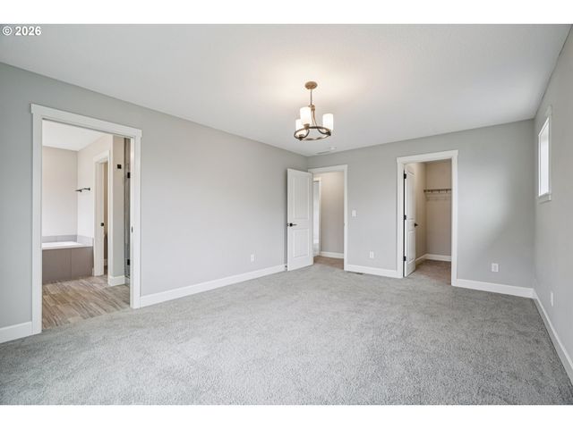 1927 Se 27TH St, Battle Ground, WA 98604