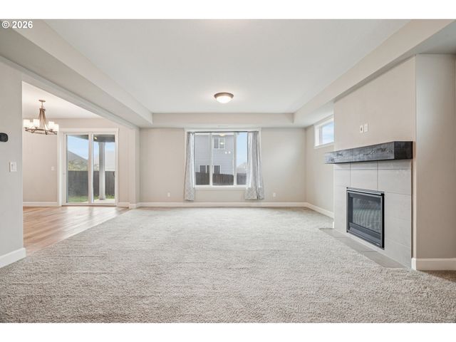 1927 Se 27TH St, Battle Ground, WA 98604