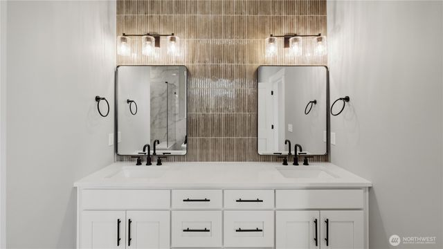 3525 173rd Place SW, Lynnwood, WA 98037