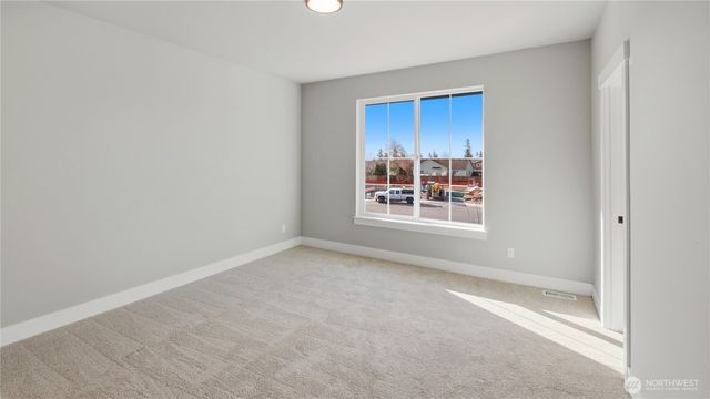 3525 173rd Place SW, Lynnwood, WA 98037