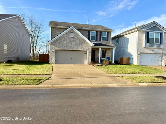 8403 Gateway Run Rd, Louisville, KY 40229