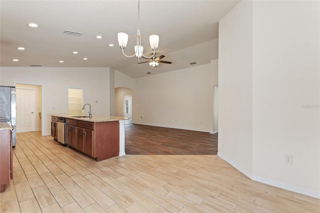 2009 DANES COURT, Lakeland, FL 33810