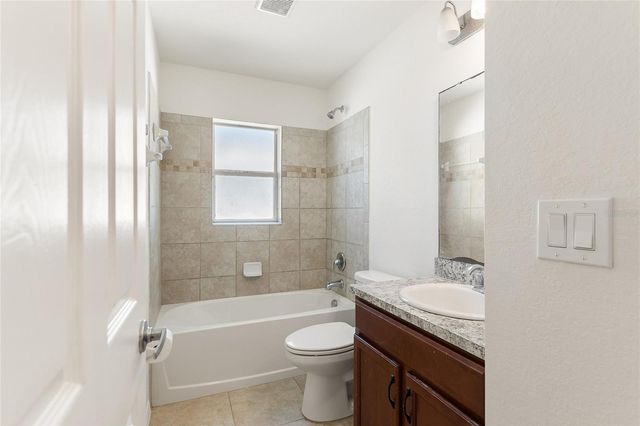 2009 DANES COURT, Lakeland, FL 33810