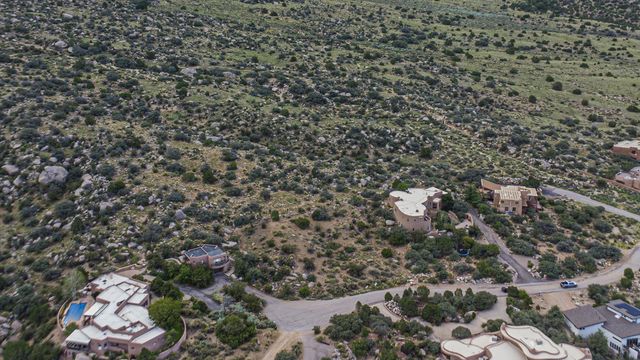 58 Rock Point Place NE, Albuquerque, NM 87122