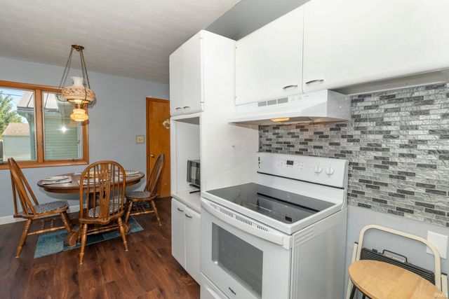 17711 Bryan Street, South Bend, IN 46635