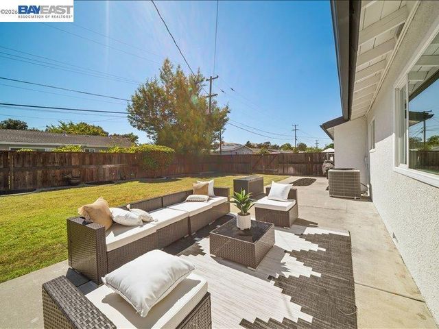 7654 Cardigan St, Dublin, CA 94568