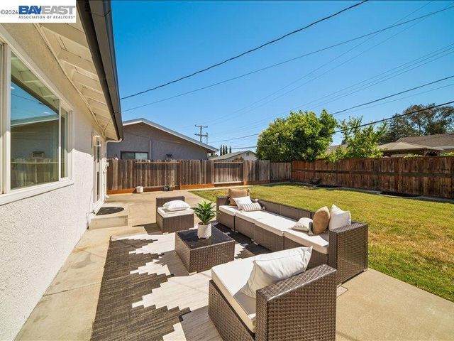 7654 Cardigan St, Dublin, CA 94568