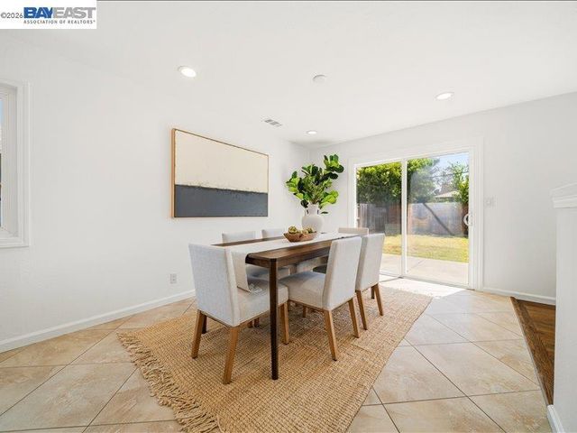 7654 Cardigan St, Dublin, CA 94568