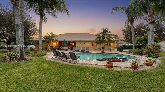 18821 SW 297th St, Homestead, FL 33030