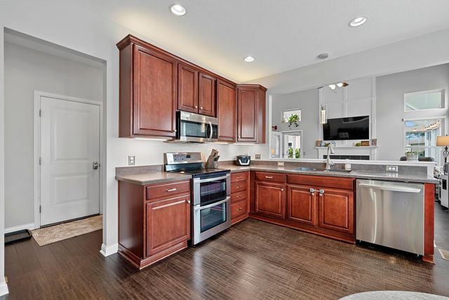 2114 Visconti Drive, Grove City, OH 43123