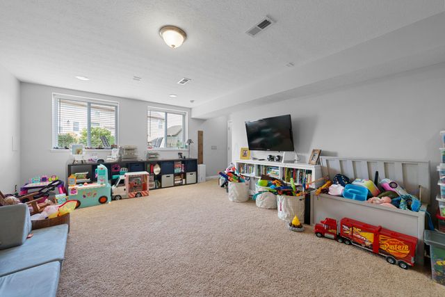 2114 Visconti Drive, Grove City, OH 43123