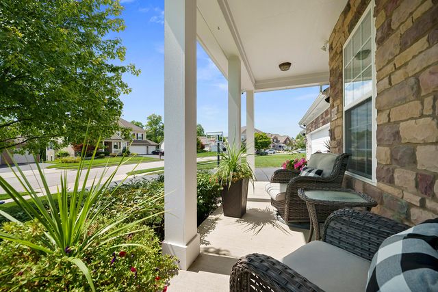 2114 Visconti Drive, Grove City, OH 43123