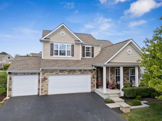 2114 Visconti Drive, Grove City, OH 43123