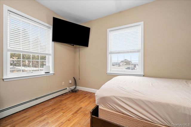 18 Coach House Court, New Windsor, NY 12553