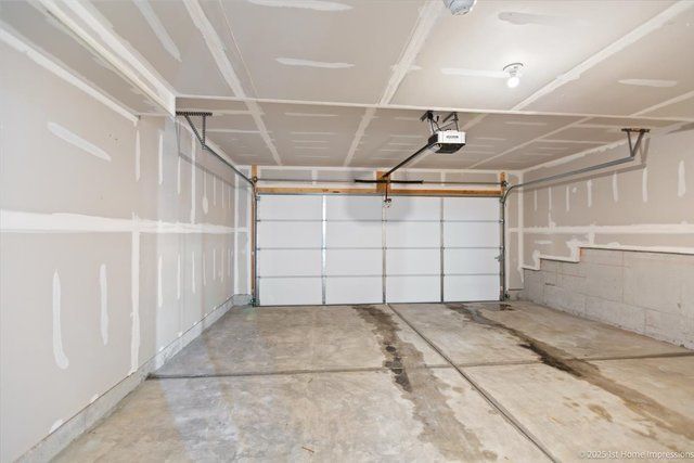 17307 Roscommon Road, Tinley Park, IL 60477