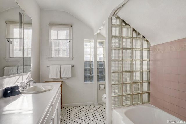 422 21st Street, Denver, CO 80205