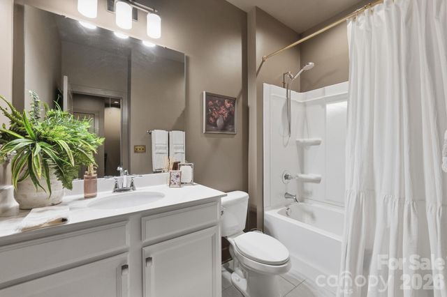 9122 Oban Passage Drive, Charlotte, NC 28273