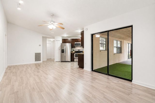 190 Parkwood Drive S, Royal Palm Beach, FL 33411