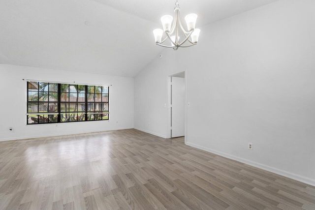 190 Parkwood Drive S, Royal Palm Beach, FL 33411