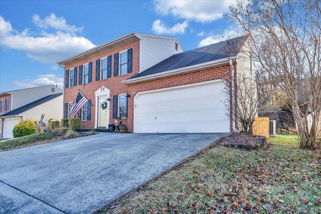 6124 Carolina TRL, Roanoke, VA 24019