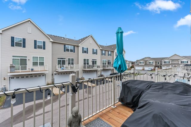 1627 Sager Way, Batavia, IL 60510