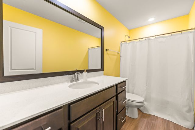 1627 Sager Way, Batavia, IL 60510