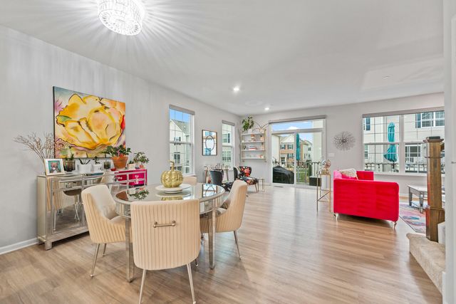 1627 Sager Way, Batavia, IL 60510